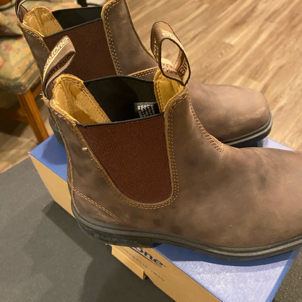 Blundstone Brown Chukka Chelsea Boots - Picture 3 of 7
